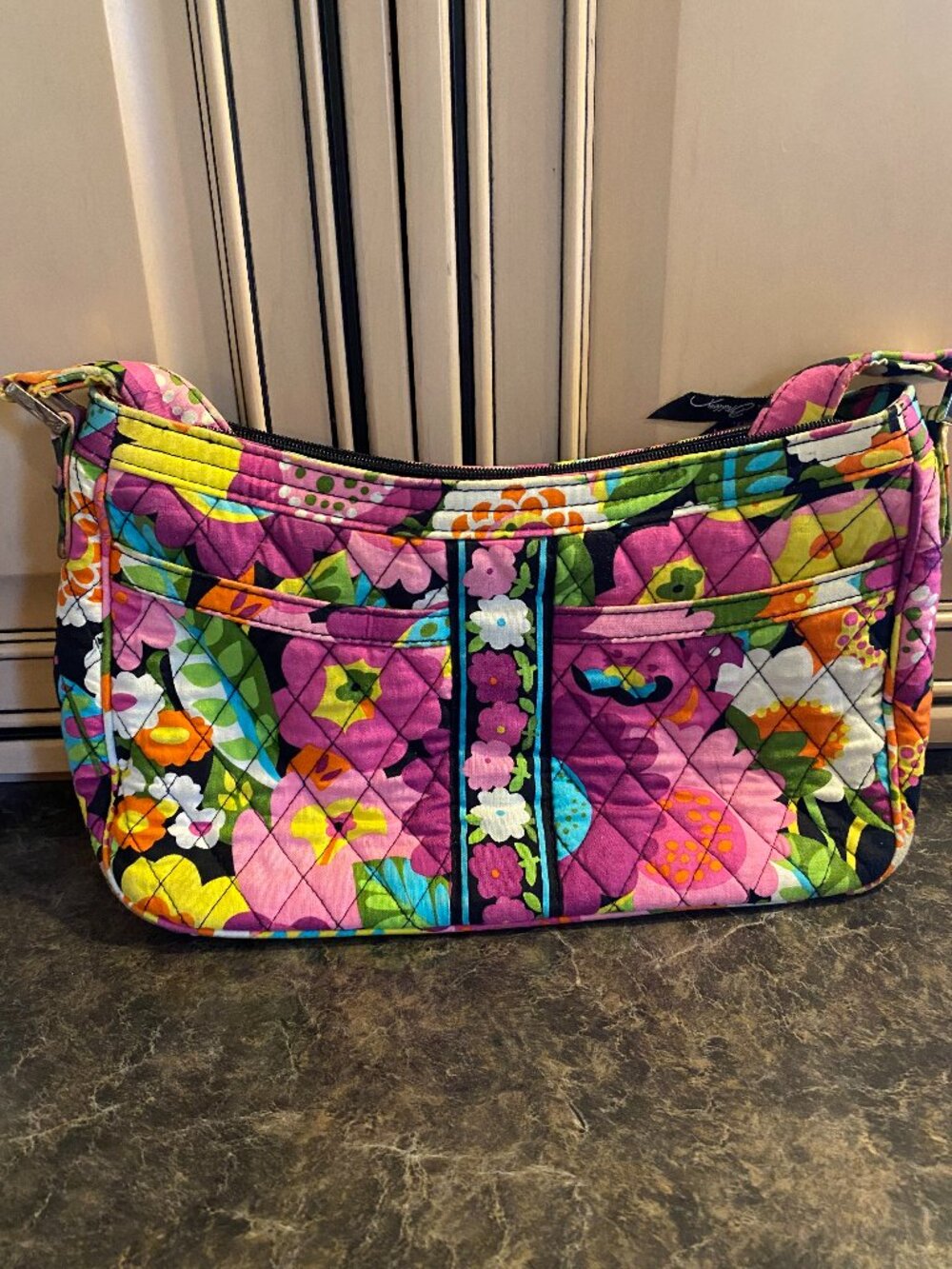Vera Bradley Cassidy Purse/Handbag in the Va Va Bloom pattern. - Picture 2 of 5